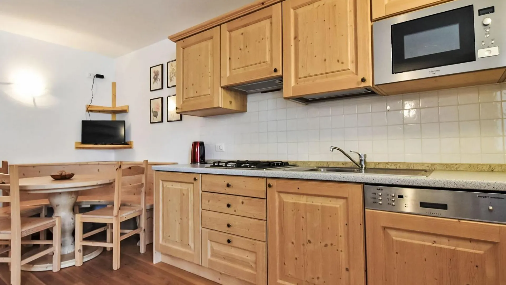 Apartment Giglio Apartment By Interhome Мадезимо